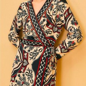 Farm Rio Black Passion Scarf Wrap Mini Dress Size M
Never worn with tags
